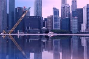 红衣主球迷，英超联赛最温暖的忠实粉丝群体红先生英超联赛