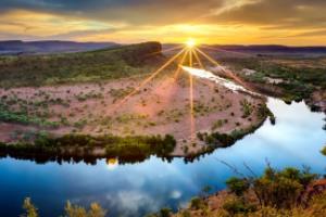 英超联赛遭停播，一场全球足坛的危机与重生英超联赛遭停播